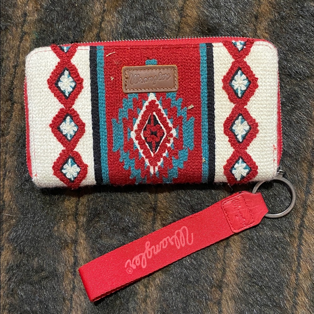 Wrangler Red and White Geometric Wallet